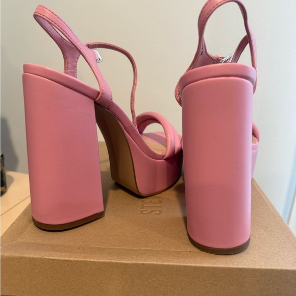 Steve Madden Blush Pink Platform Heels - Picture 2 of 6